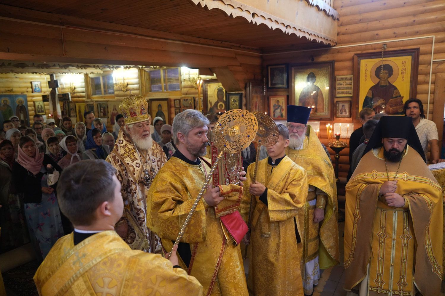 Божественная Литургия в храме во имя Иоанна воина г. Самары