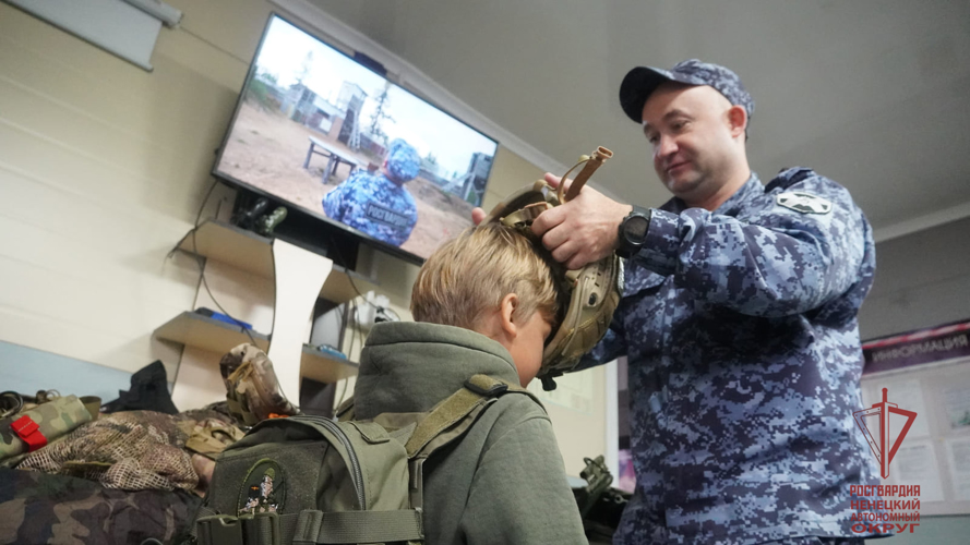 Военное снаряжение, картинг и страйкбол – в НАО школьники проводят «Каникулы с Росгвардией»