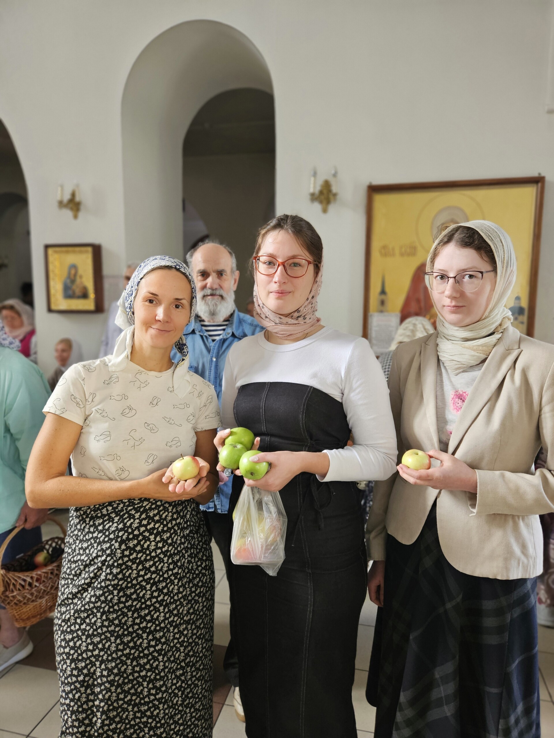 Праздник Преображения Господня в храме великомученика и целителя Пантелеимона г.Нижневартовска