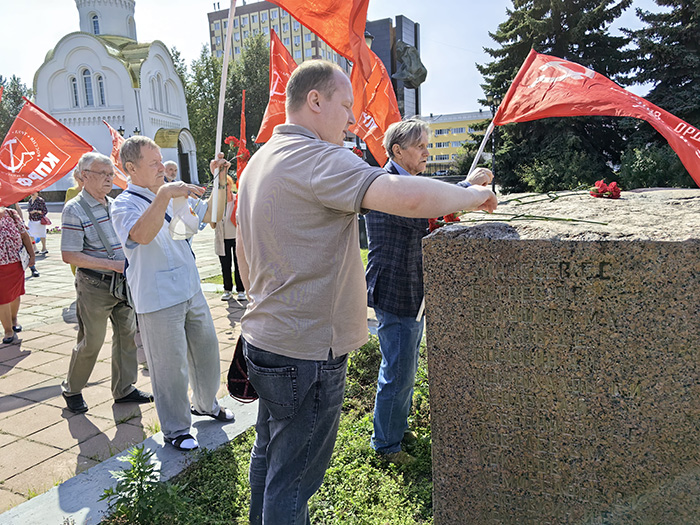 23 АВГУСТА – ДЕНЬ ПАМЯТИ ИВАНОВО-ВОЗНЕСЕНСКИХ РАБОЧИХ, РАССТРЕЛЯННЫХ ЦАРСКИМИ ВОЙСКАМИ