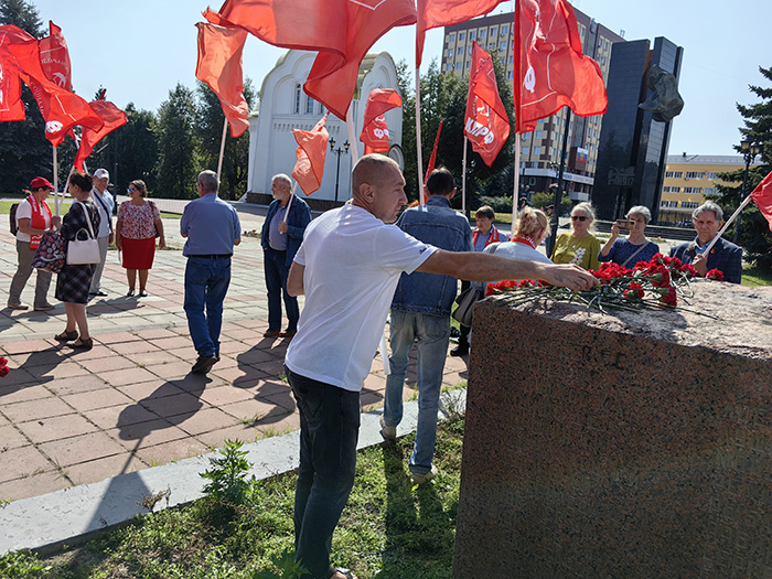 23 АВГУСТА – ДЕНЬ ПАМЯТИ ИВАНОВО-ВОЗНЕСЕНСКИХ РАБОЧИХ, РАССТРЕЛЯННЫХ ЦАРСКИМИ ВОЙСКАМИ