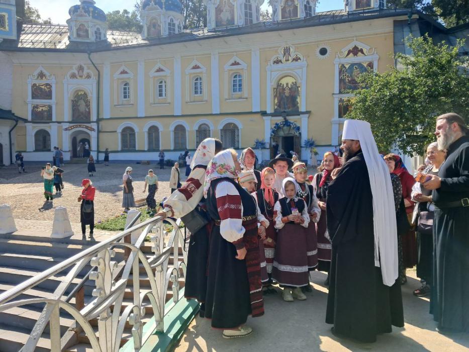 Праздничные богослужения в честь Успения Пресвятой Богородицы пройдут в Псково-Печерском монастыре