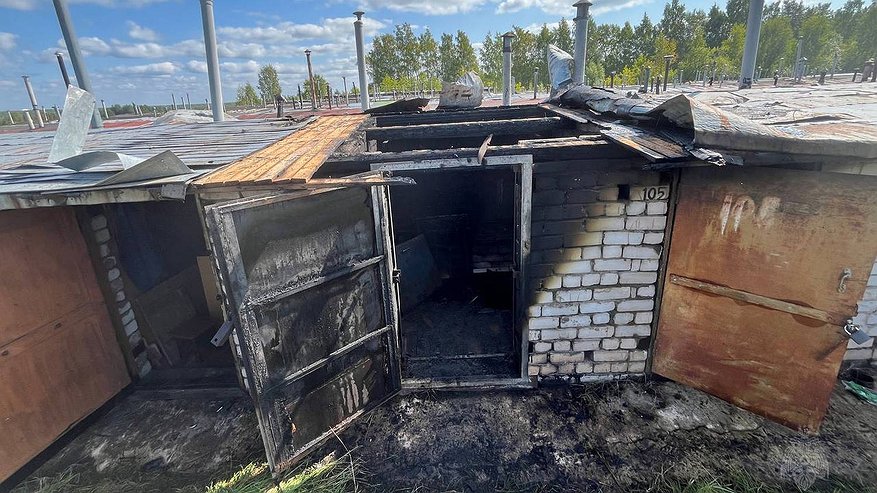 В Кирово-Чепецке владелец овощной ямы хотел ее просушить, но перестарался