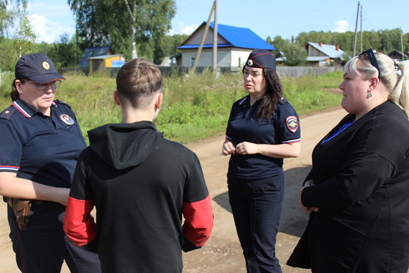 В Верещагинском городском округе полицейские посетили неблагополучные семьи