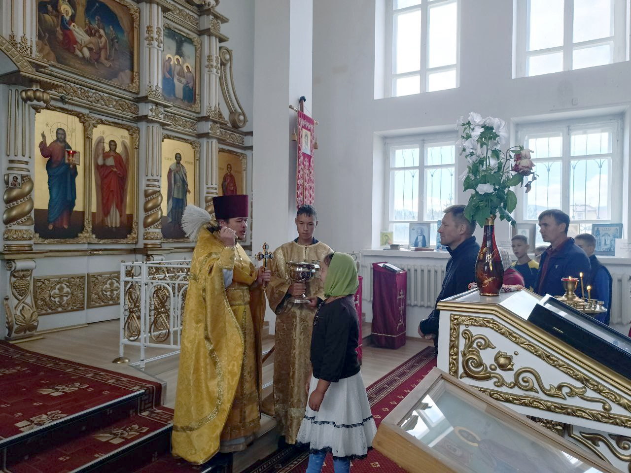 В храмах Читинской епархии благословили на успехи в новом учебном году