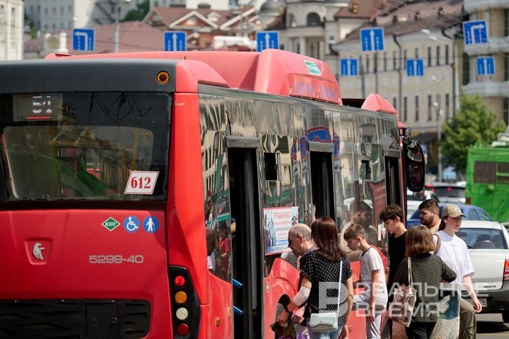 «Это тупик»: Казань «обрубила» автобусные маршруты, отрезав пути выхода из транспортного кризиса