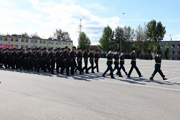 Начальник Пермского института ФСИН России принял участие в приведение к присяге курсантов Пермского военного института войск национальной гвардии Российской Федерации