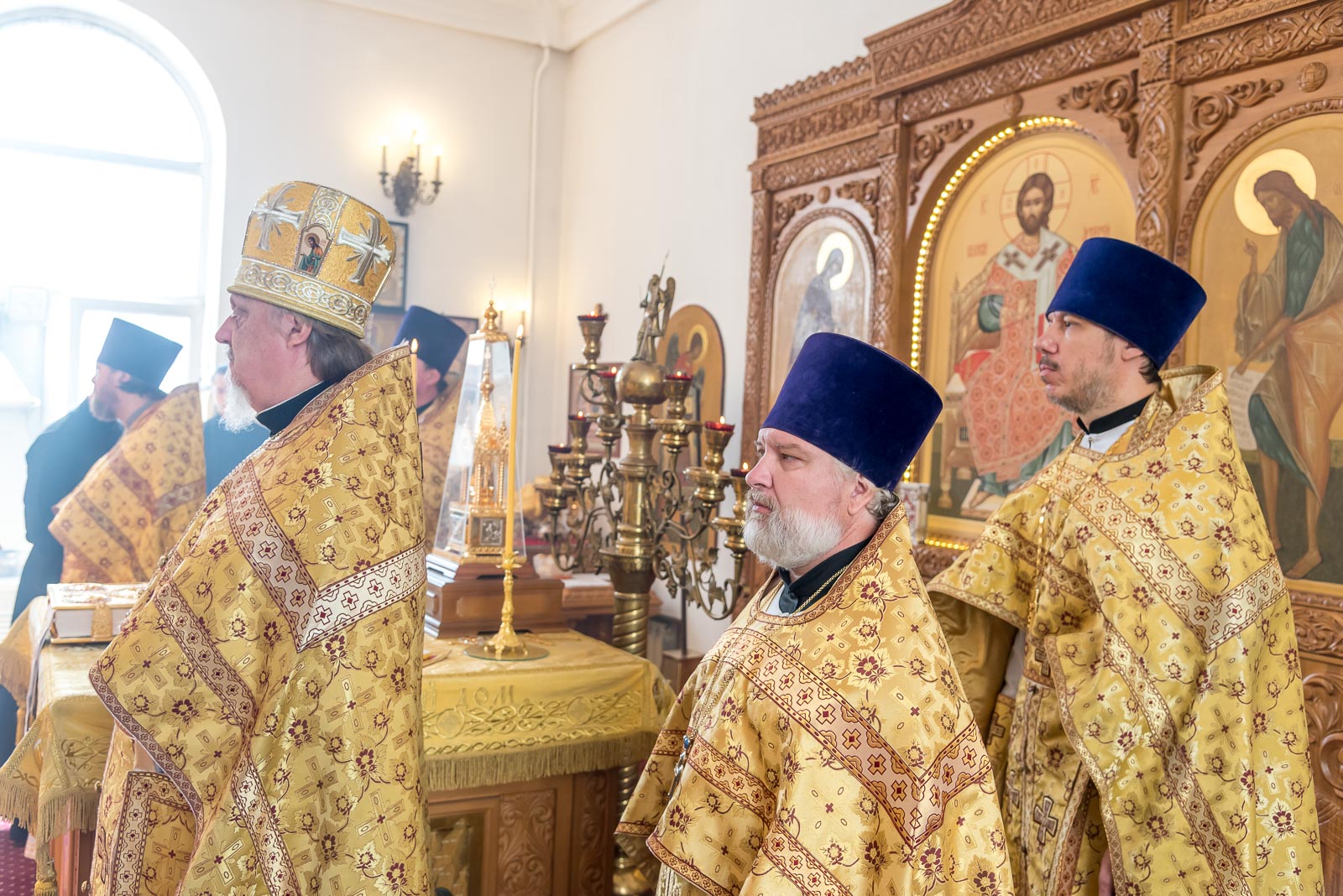 Митрополит Иоанн совершил Божественную литургию в домовом храме Белгородской семинарии