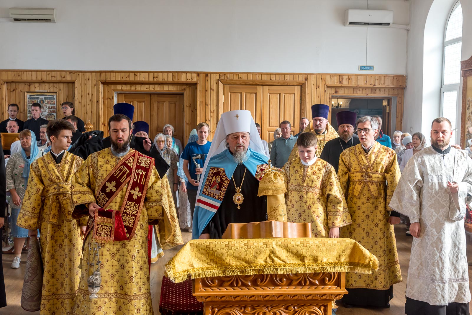 Митрополит Иоанн совершил Божественную литургию в домовом храме Белгородской семинарии