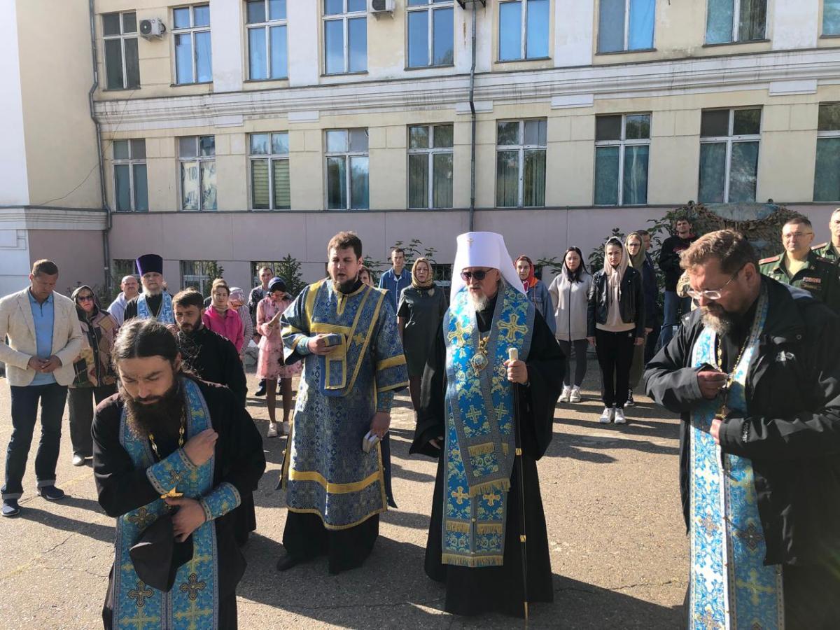 В Чите чудотворный список Казанской иконы Божией Матери был доставлен в военный госпиталь