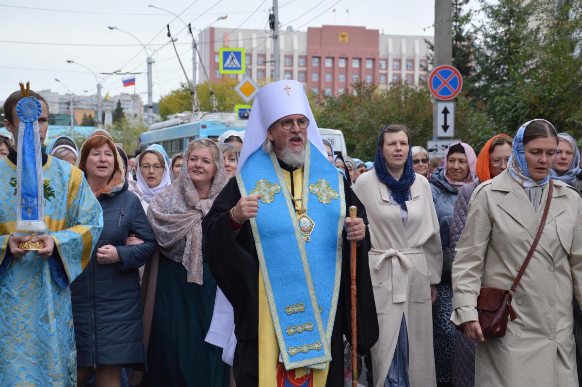 В кафедральном соборе в Чите совершены богослужения перед чудотворным списком Казанской иконы Божией Матери