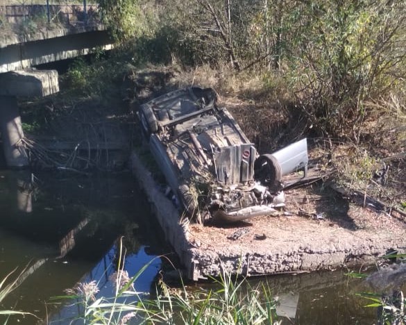 Водитель «Лады» погиб, упав с моста в Мордовии