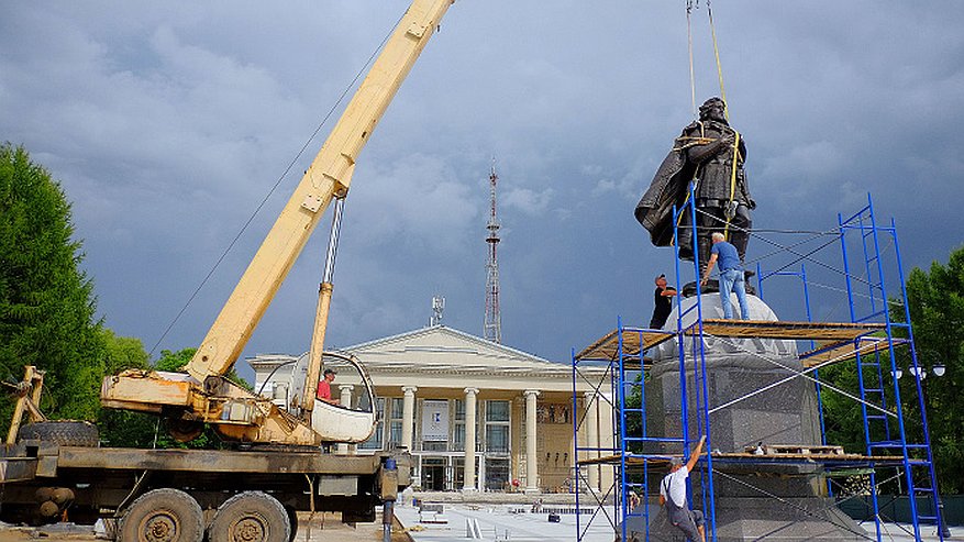 В субботу в Кирове откроют и освятят памятник Александру Невскому