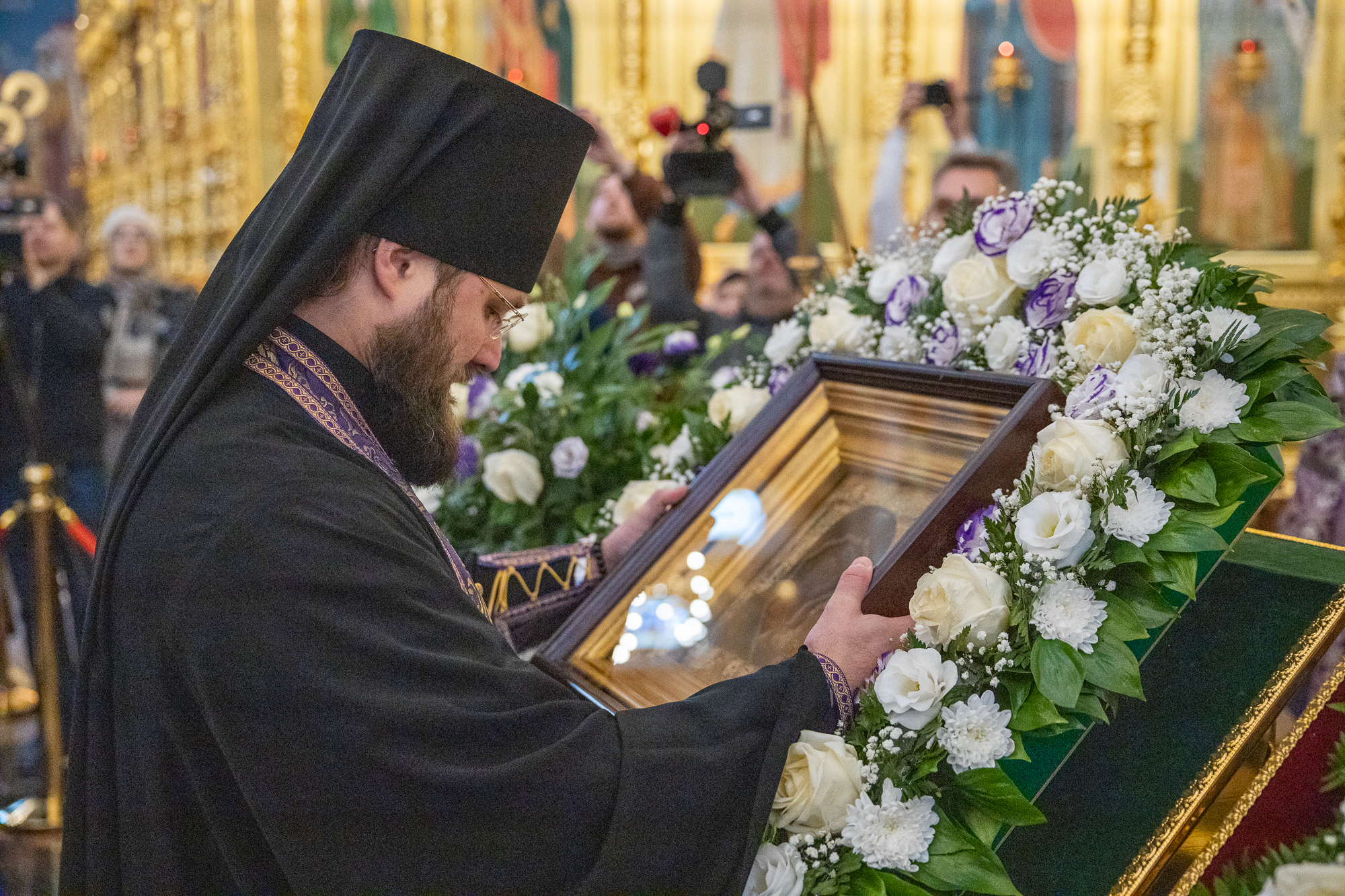 В Сургут прибыла чудотворная Казанская икона Божией Матери