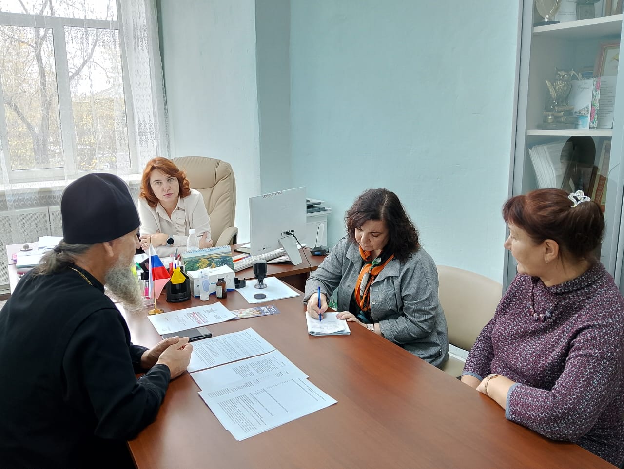 В читинской средней школе протоиерей Игорь Бачинин поделиться опытом реализации проекта «Будь здоров!»