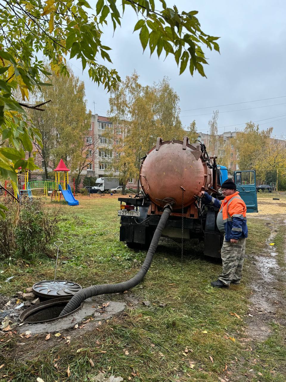 Главные новости за 09 октября Йошкар-Ола: Вечное болото разлилось из-за сломанной трубы Праздник нового урожая и другие