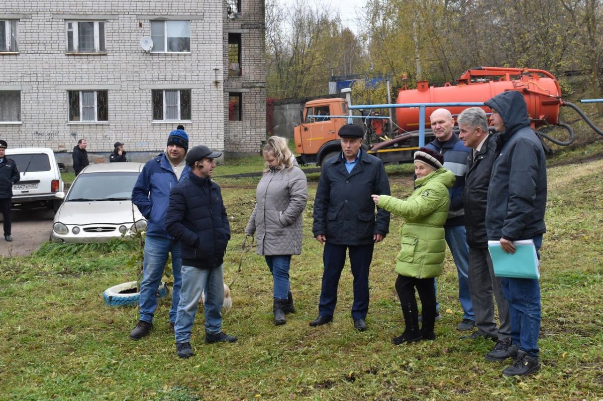 В Кинешме поговорили с жителями, обеспокоенными строительством системы водоотведения