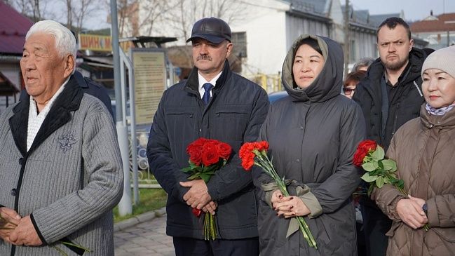 В Горно-Алтайске состоялся митинг, посвященный Дню памяти жертв политических репрессий