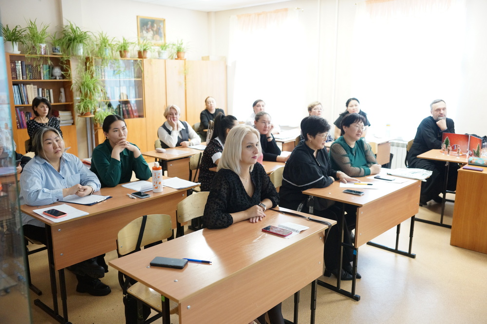 В Мирном состоялись Рождественские чтения