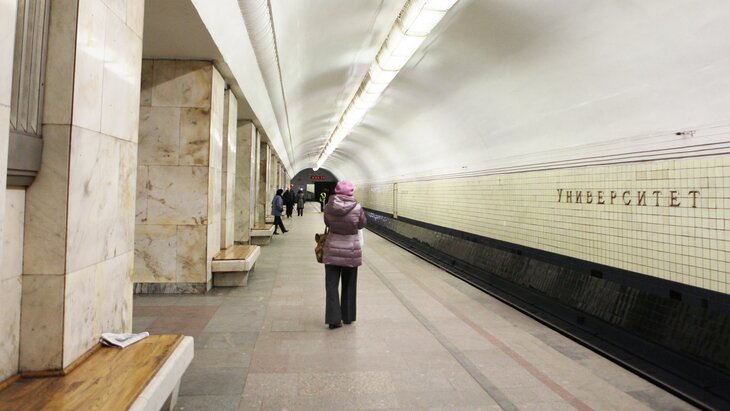 Поезда не ходят на участке Сокольнической линии метро