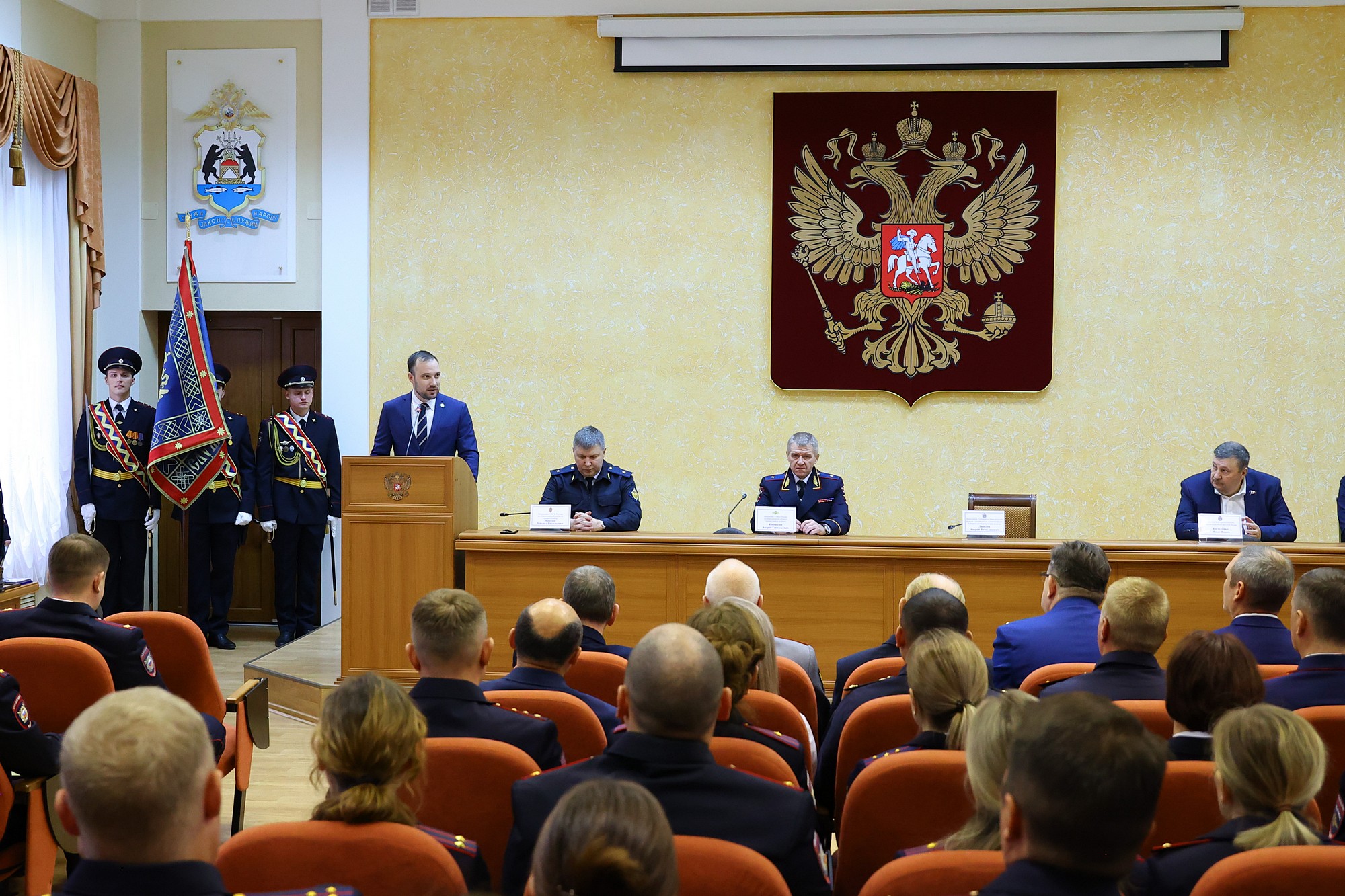 Новгородская область занимает лидирующие позиции в СЗФО по раскрываемости преступлений