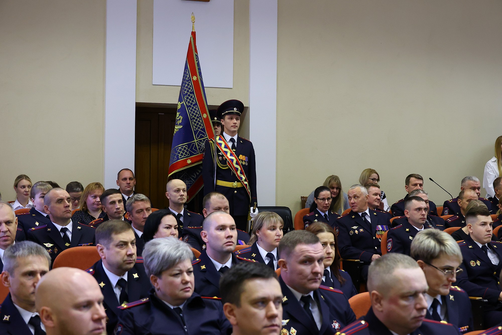 Новгородская область занимает лидирующие позиции в СЗФО по раскрываемости преступлений