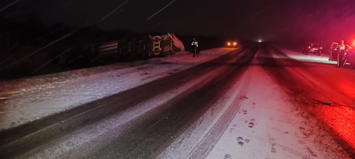 В Оренбуржье под Новосергиевкой в ДТП погибли два человека