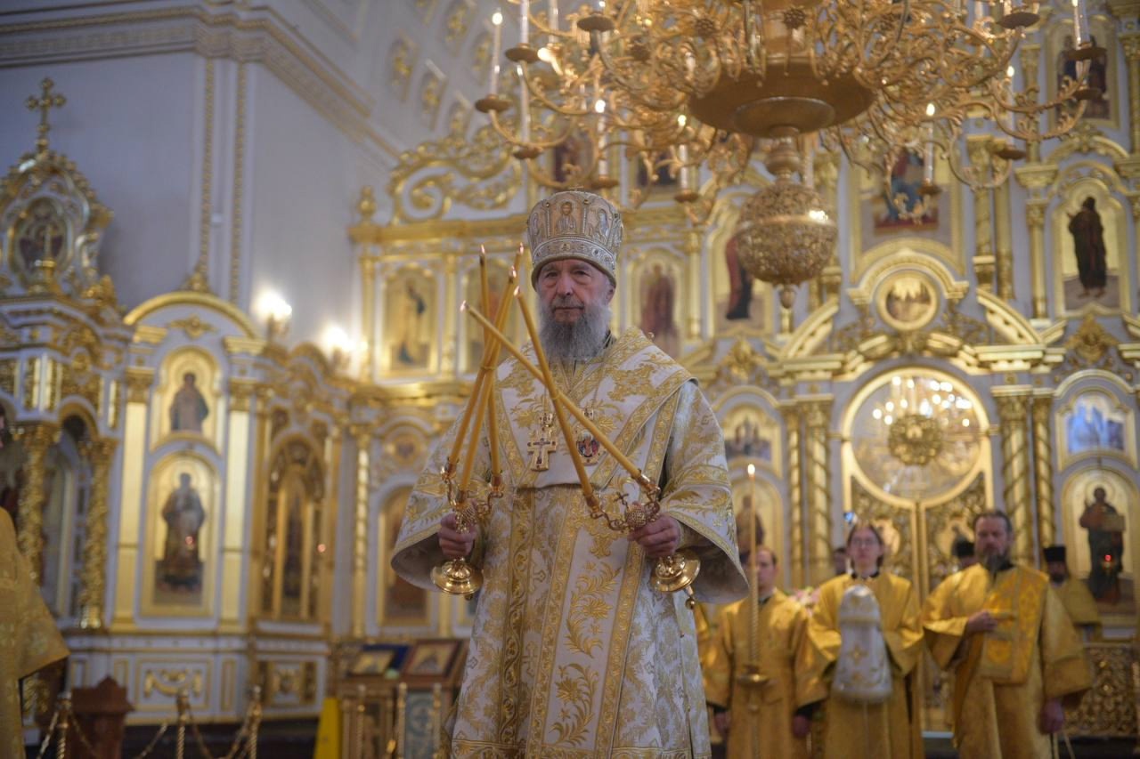 В кафедральном соборе Саранска состоялась Божественная Литургия, объединившая за молитвой архипастырей Мордовии и священников из епархий Поволжья