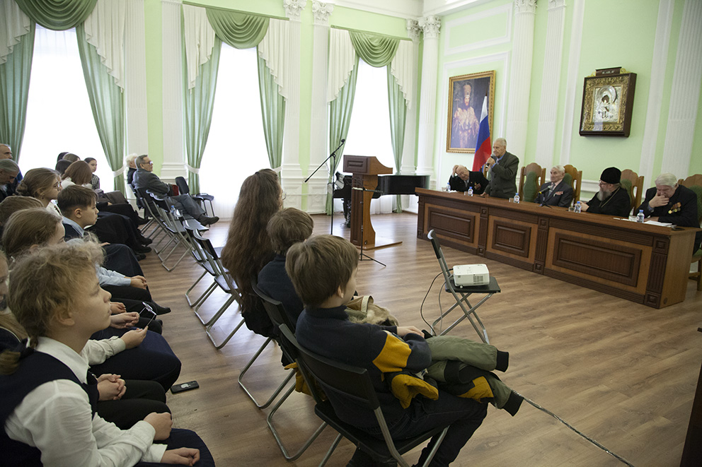 В ЯРОСЛАВСКОЙ ДУХОВНОЙ СЕМИНАРИИ ПРОШЛА ВСТРЕЧА С ВЕТЕРАНАМИ