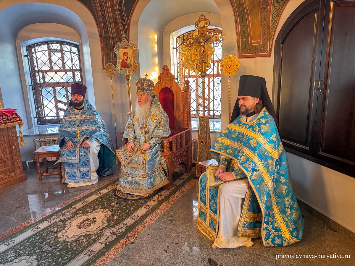 В Улан-Удэ отметили праздник иконы Богоматери «В скорбех и печалех Утешение»