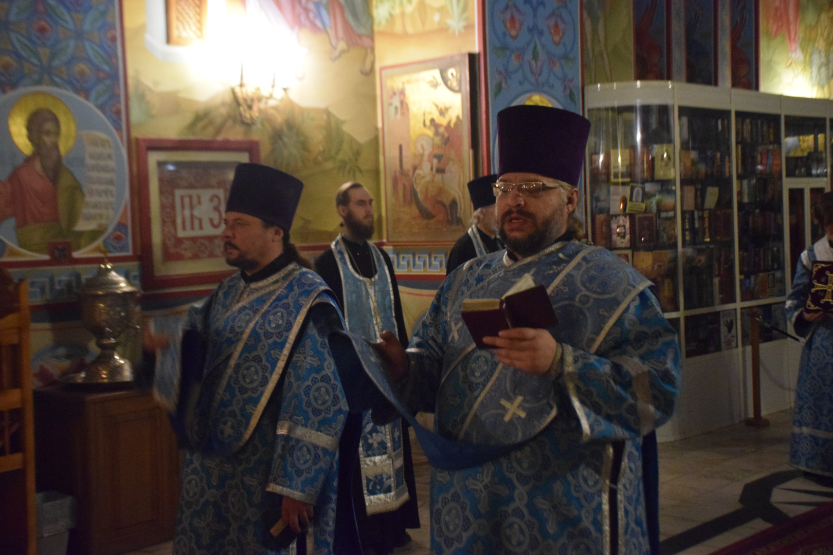 Всенощное бдение накануне праздника Введения во храм Пресвятой Богородицы