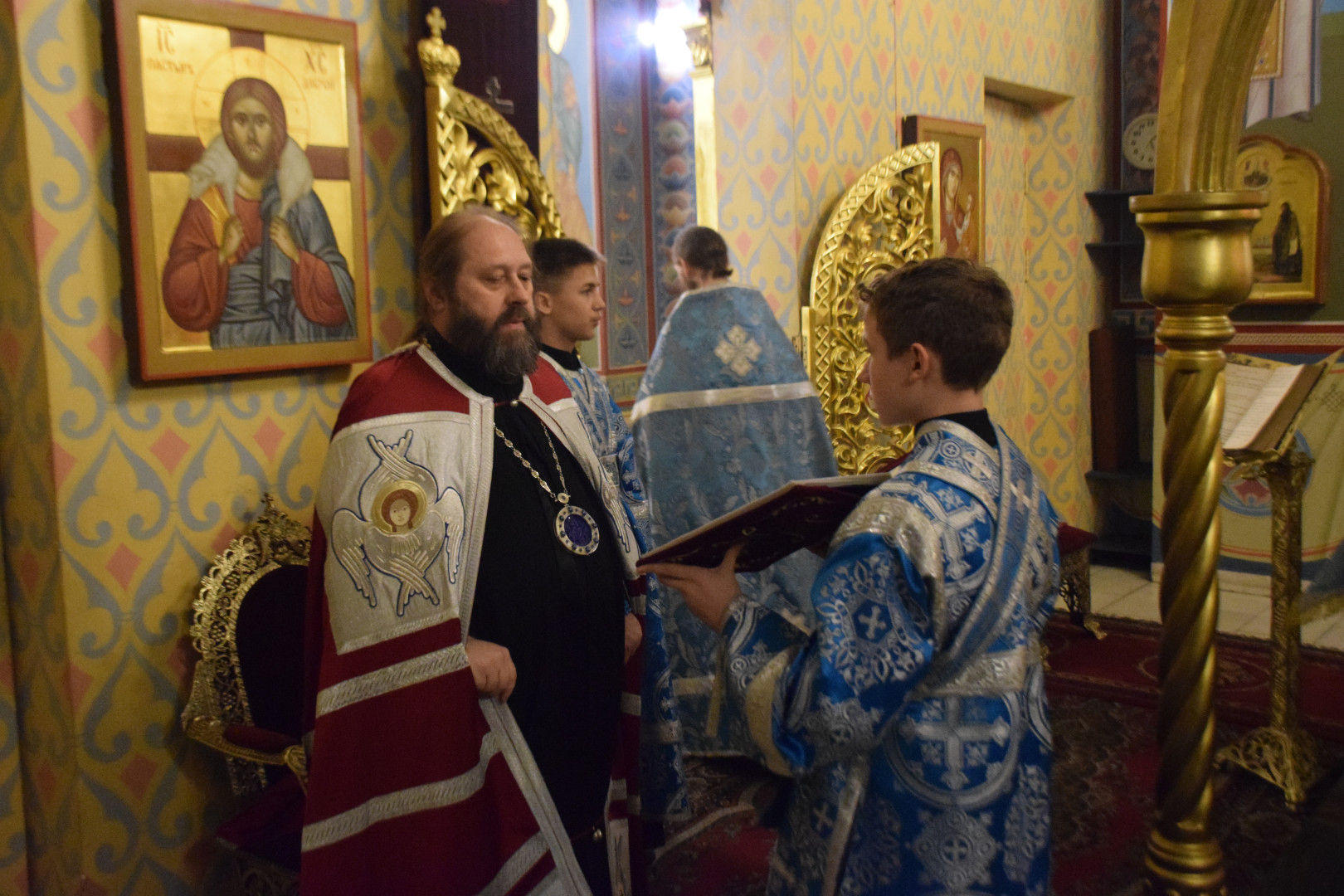 Всенощное бдение накануне праздника Введения во храм Пресвятой Богородицы