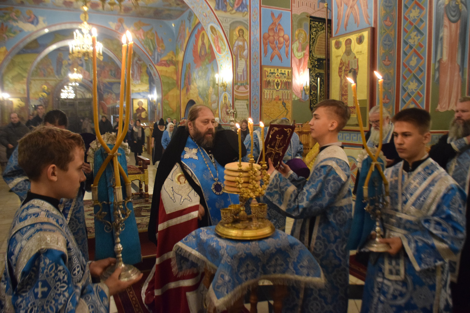 Всенощное бдение накануне праздника Введения во храм Пресвятой Богородицы