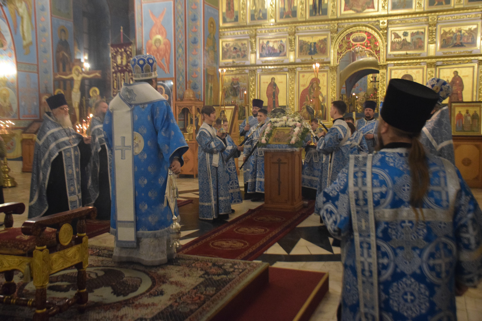 Всенощное бдение накануне праздника Введения во храм Пресвятой Богородицы