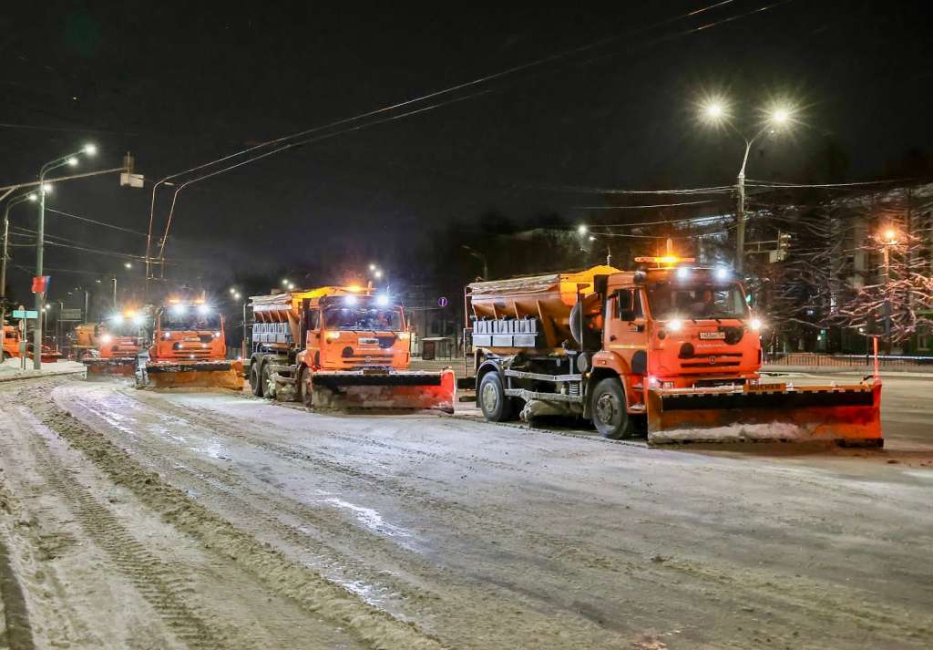 Дорожные предприятия Нижнего Новгорода готовятся к снегопаду — синоптики спрогнозировали выпадение до 12 см снега