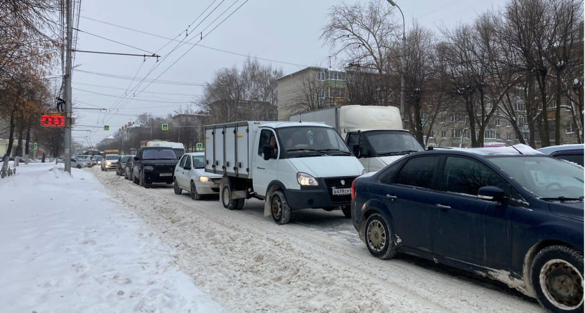 Малков прокомментировал жалобу на пробки на платном путепроводе в Соколовке